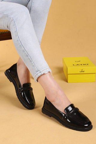 Kadın Rogan Siyah Renkli Klasik Ayakkabı